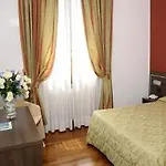 Hotell Bac Saint-germain 3*