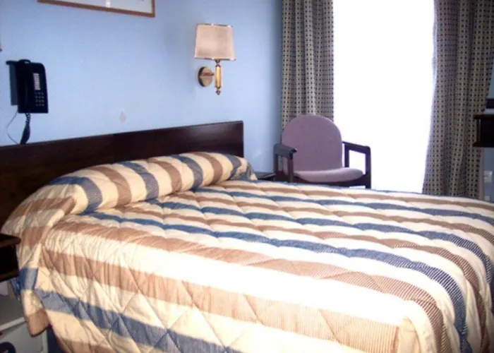 Bac Saint-germain Отель 3*