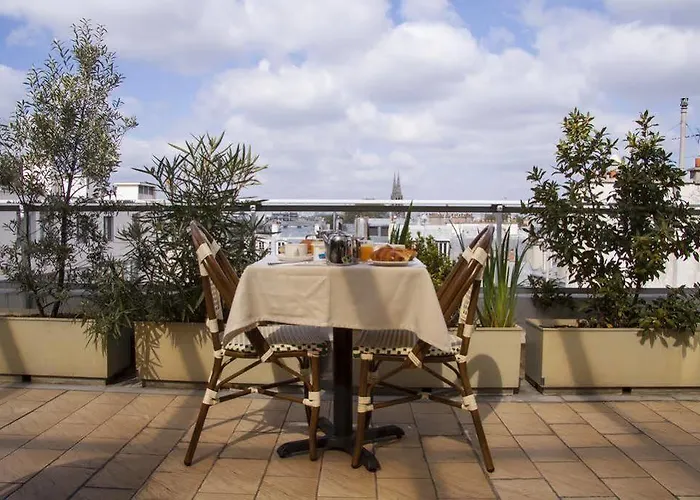 Отель Bac Saint-germain 3*